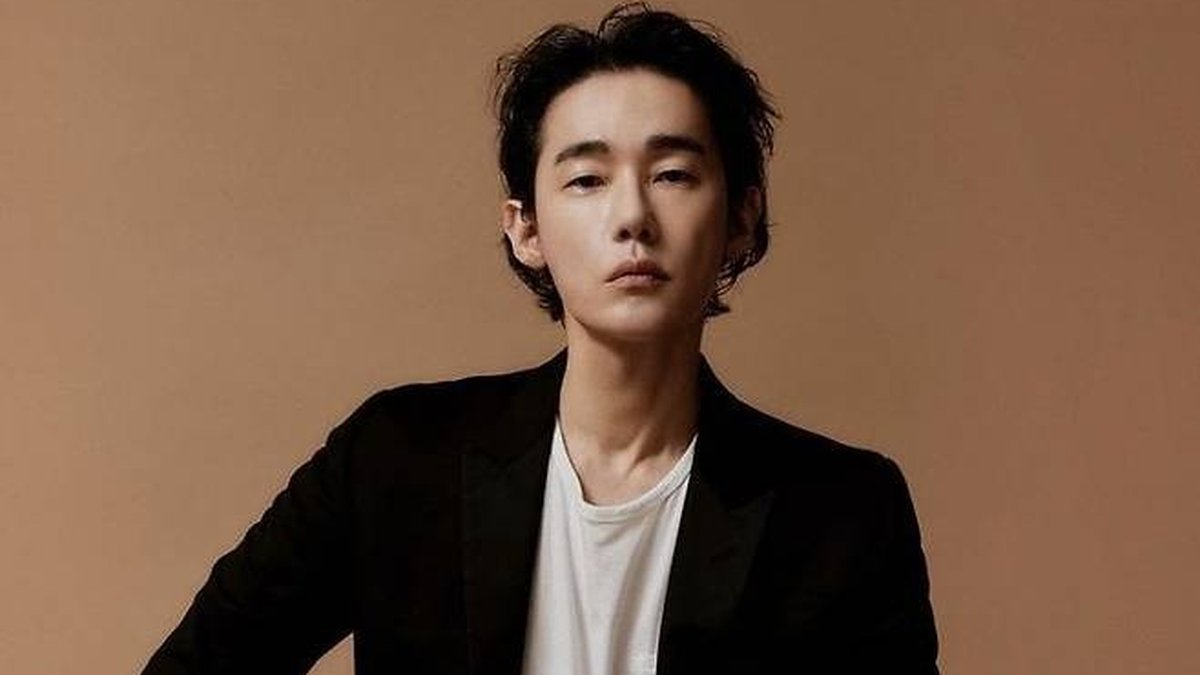 허지웅, 이재명 정부 'AI·반도체 초과이익 배분' 논의에 일침… "사이비 종교 믿냐?"