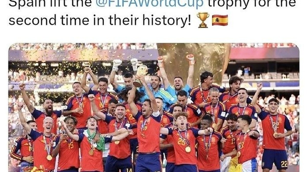 트럼프, 결승전 시상식 야유에 FIFA 사진 통편집 '굴욕'