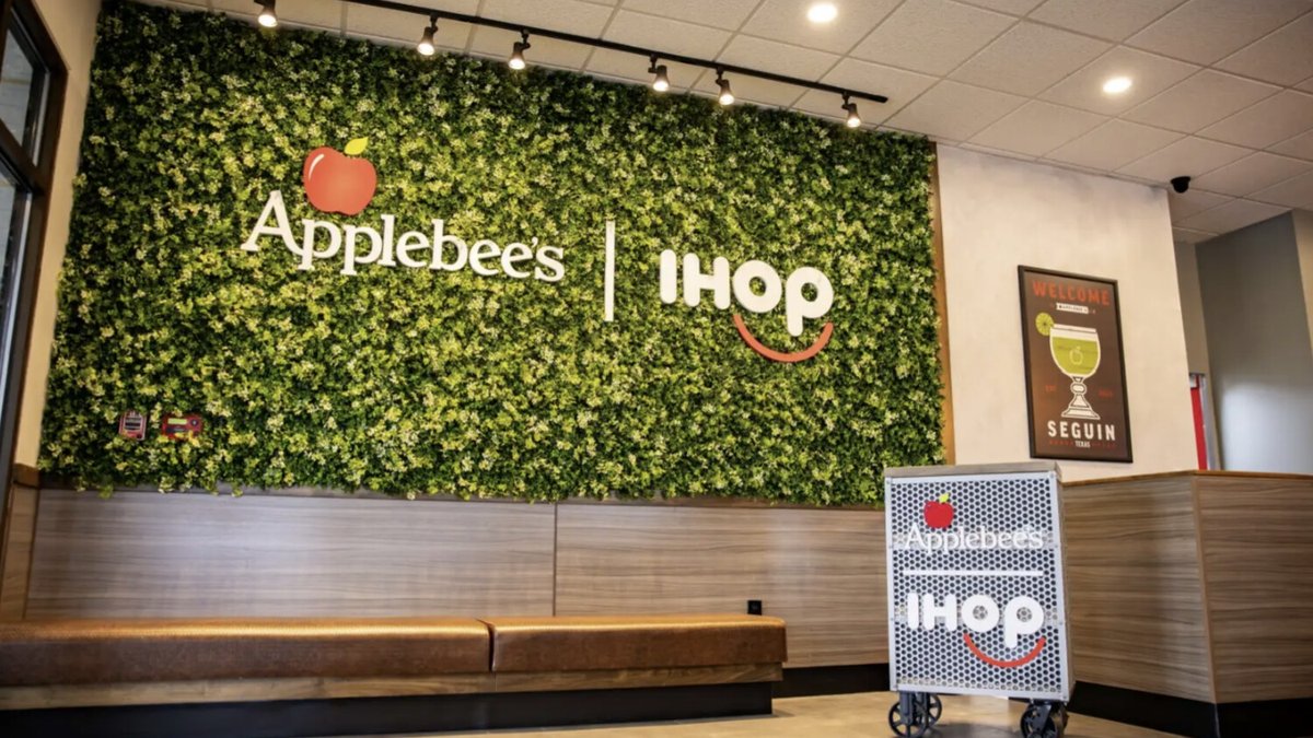 "아침엔 팬케이크, 저녁엔 버거"… 애플비스·IHOP, LA 첫 '복합 매장' 승부수