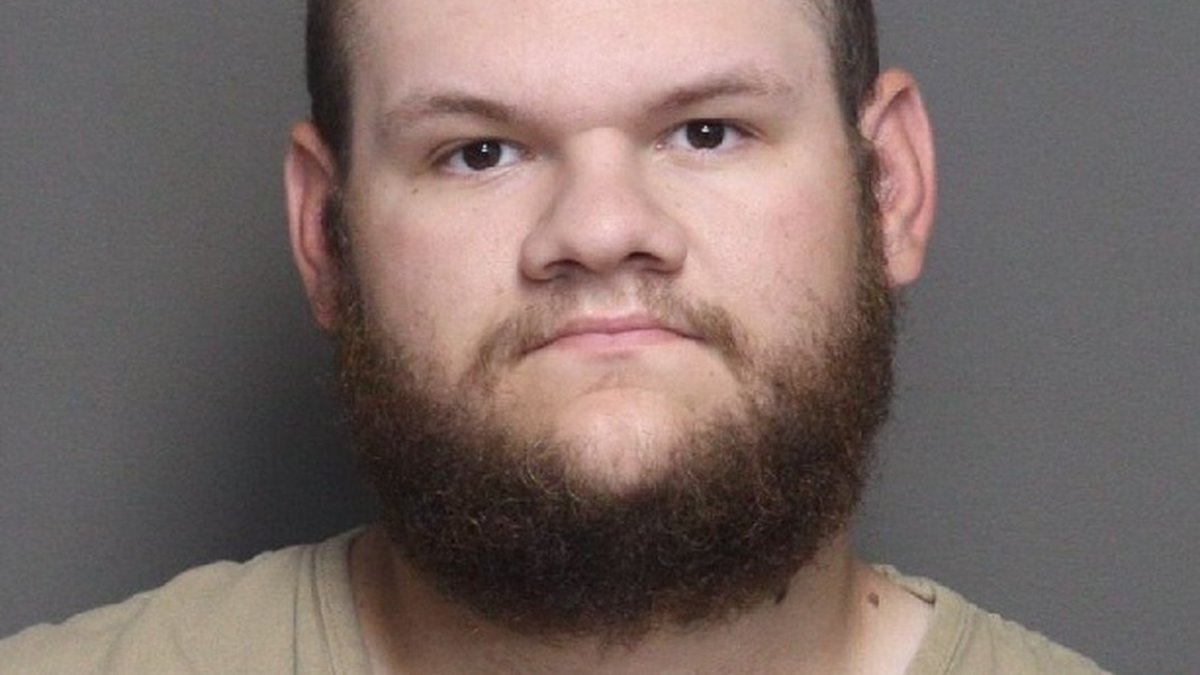 백악관 UFC 행사 겨냥한 '대규모 테러 음모' 사전 적발… FBI, 조직원 5명 구금